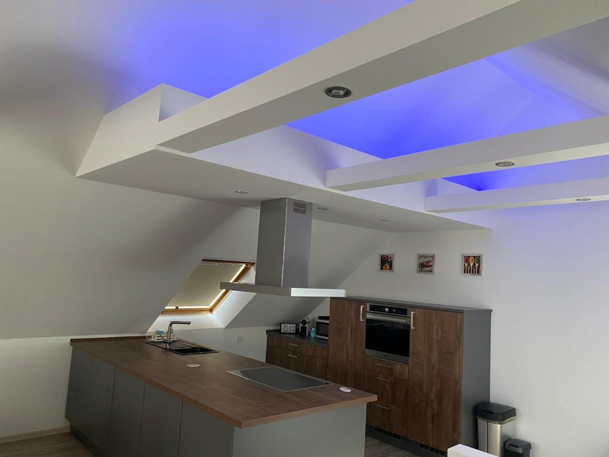 Traumhafte Dachgeschosswohnung Кёнигслуттер-ам-Эльм Экстерьер фото